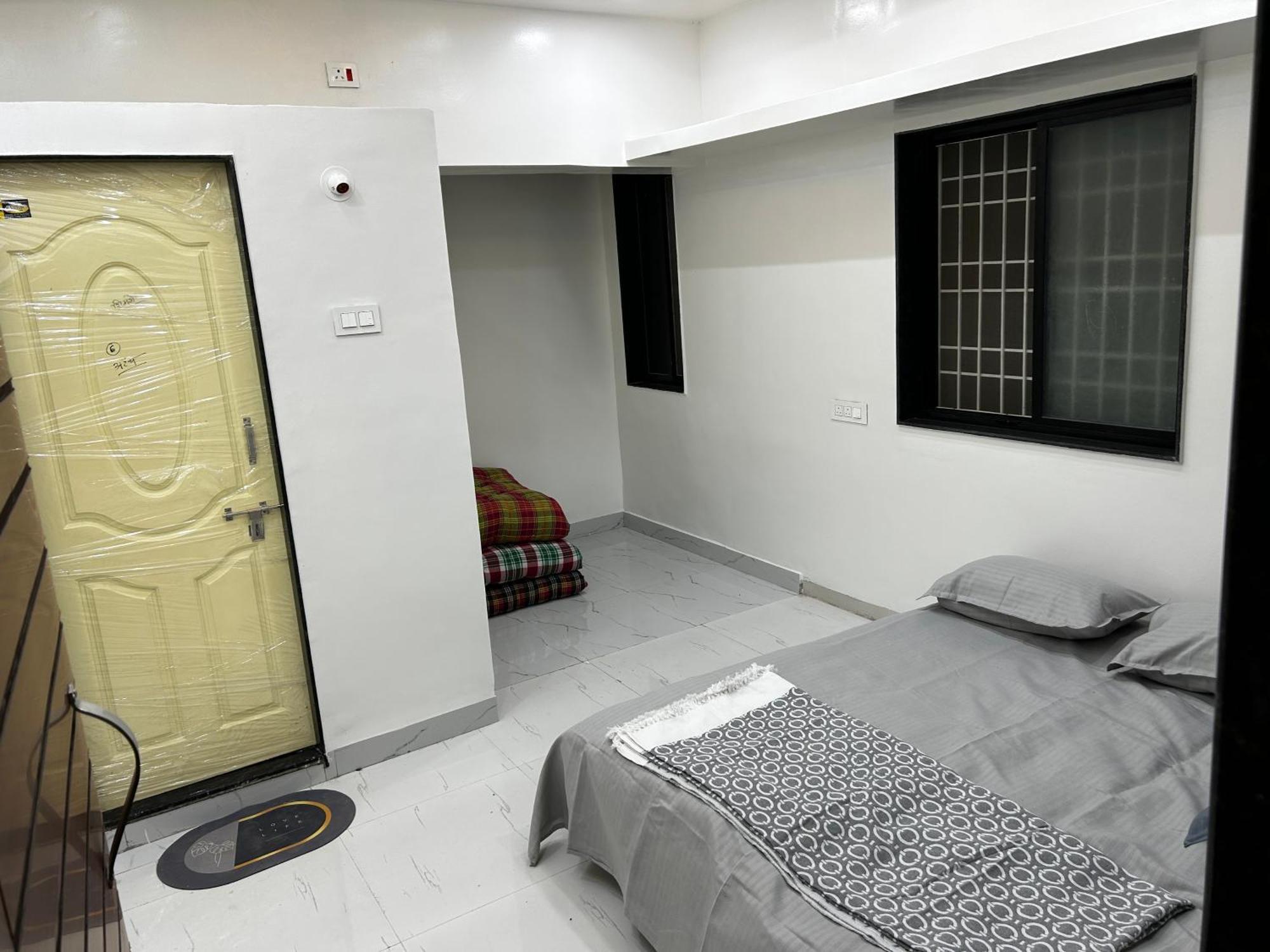 Vatavriksha Guest House,Akkalkot Akalkot المظهر الخارجي الصورة